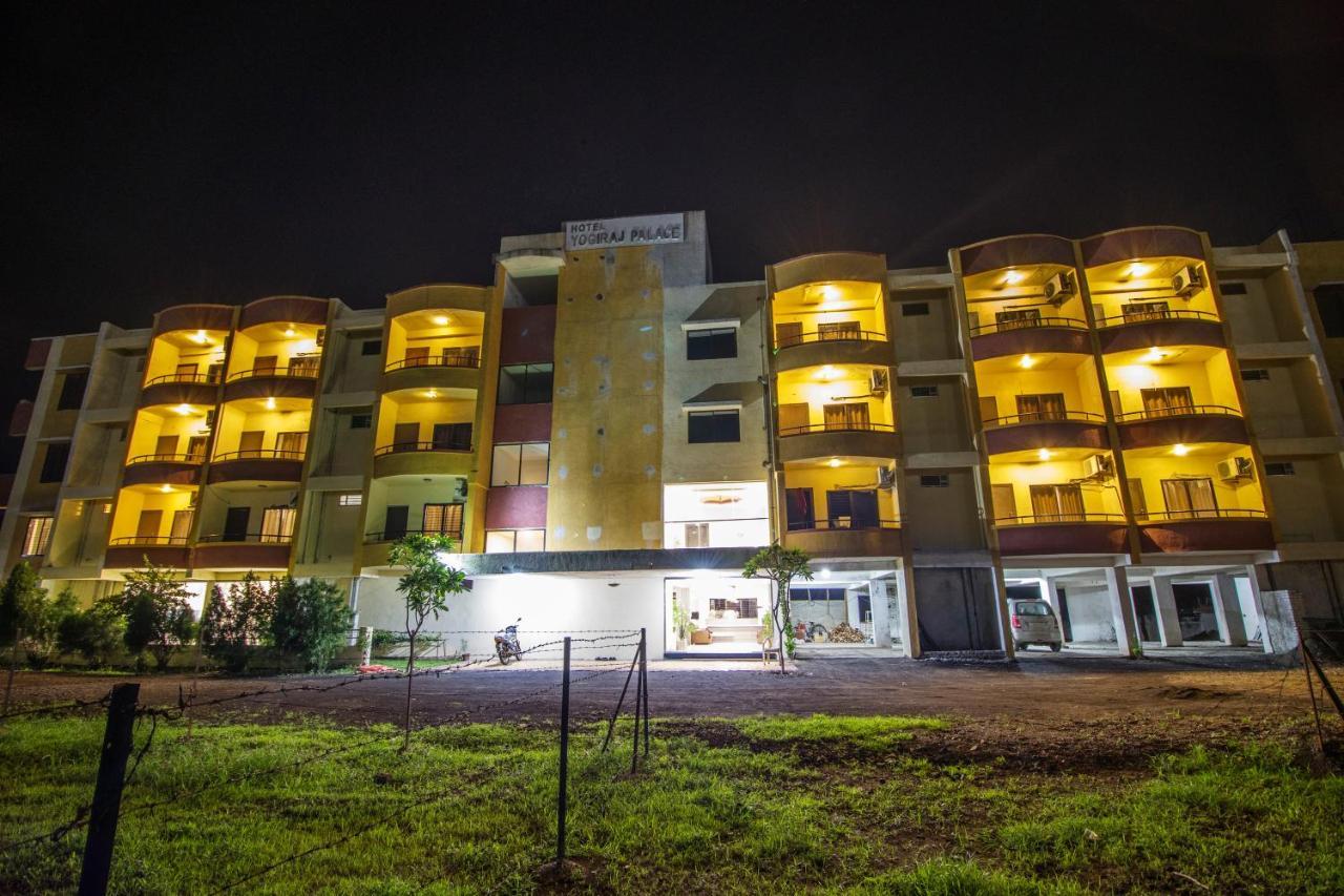 Hotel Yogiraj Palace Shegaon Exterior photo